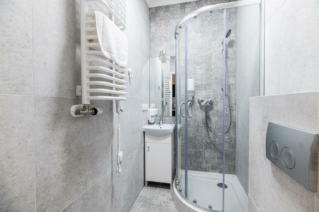 Lubomirskiego 23 Residence - Great Location, 10 Min To Main Square By Foot, Right Next To Main Rail And Bus Station Kraków Eksteriør billede