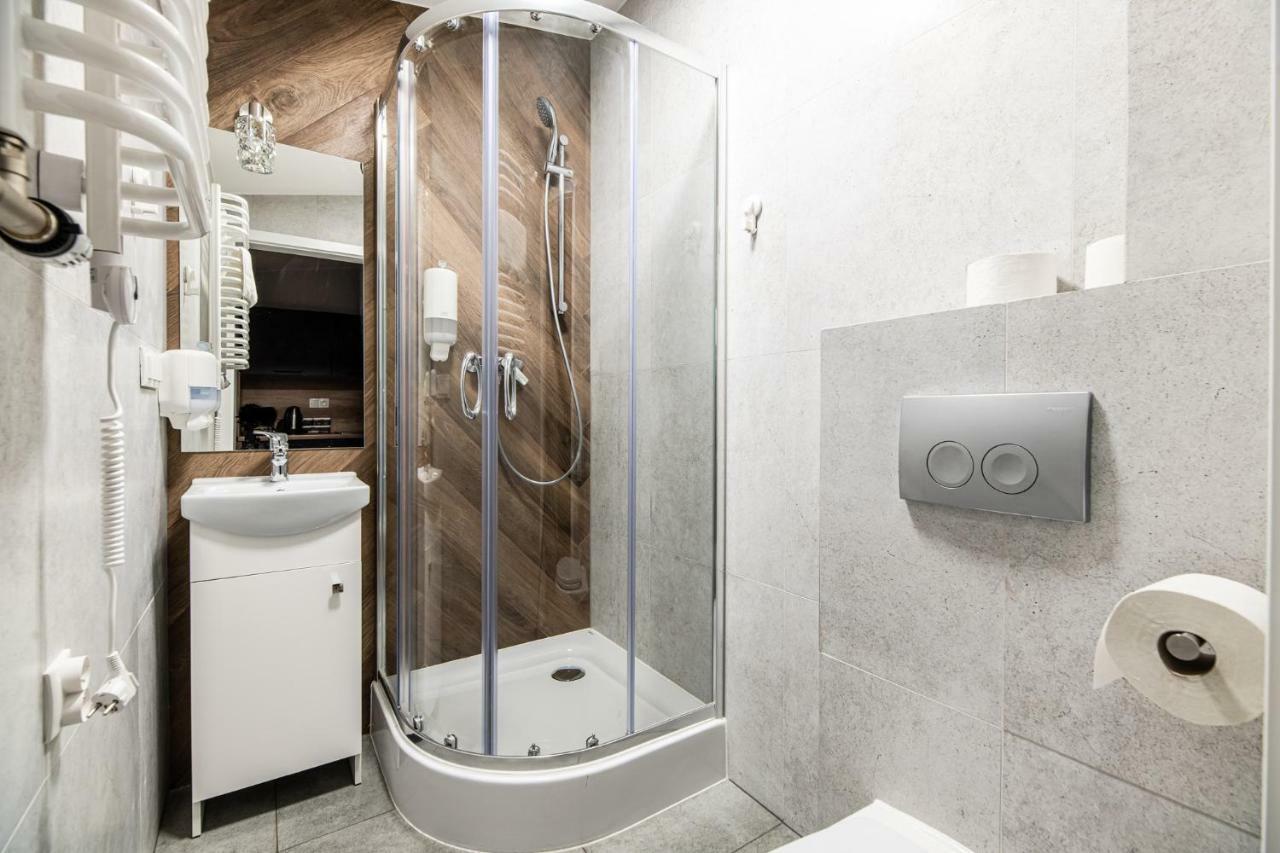 Lubomirskiego 23 Residence - Great Location, 10 Min To Main Square By Foot, Right Next To Main Rail And Bus Station Kraków Eksteriør billede